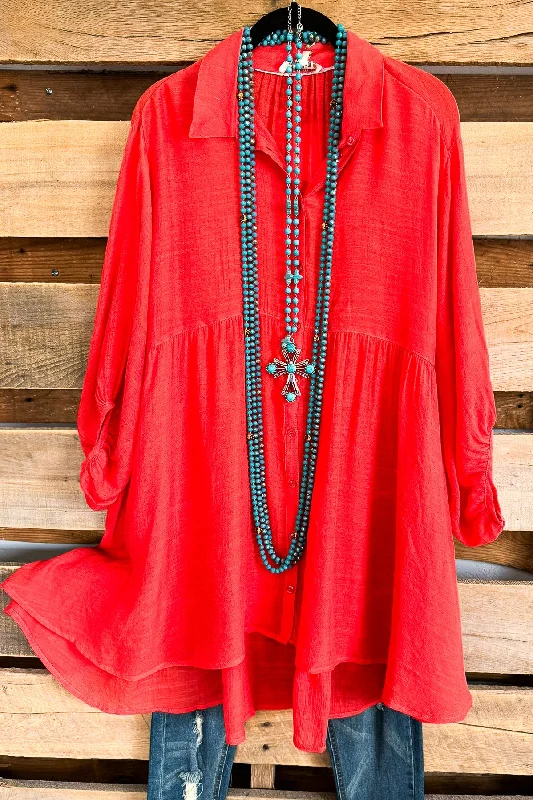 TunicTopSamuraiConfidence Is Everything Tunic -  Tomato Red